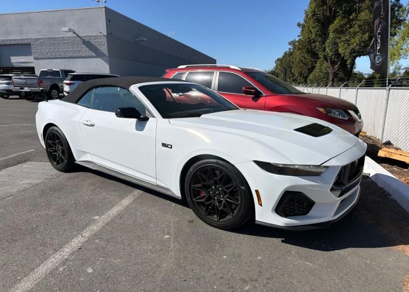 2025 Ford Mustang