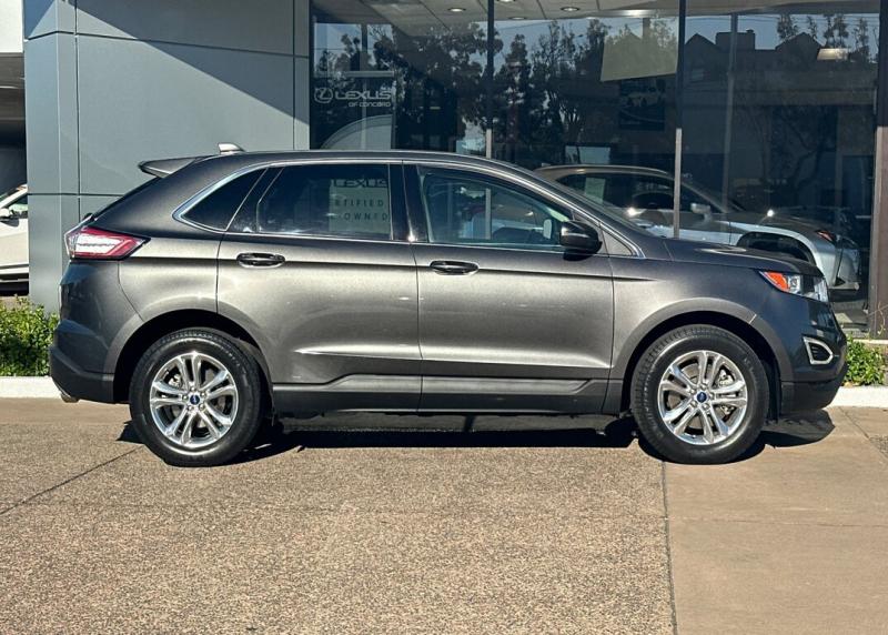 2017 Ford Edge