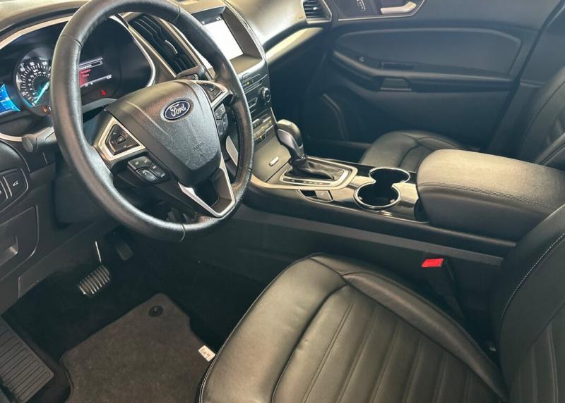 2017 Ford Edge