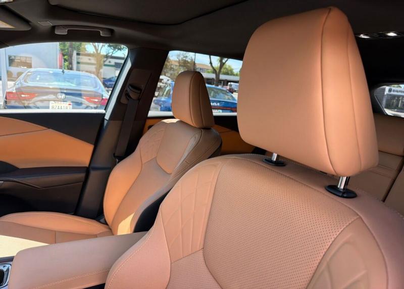 2025 Lexus RX
