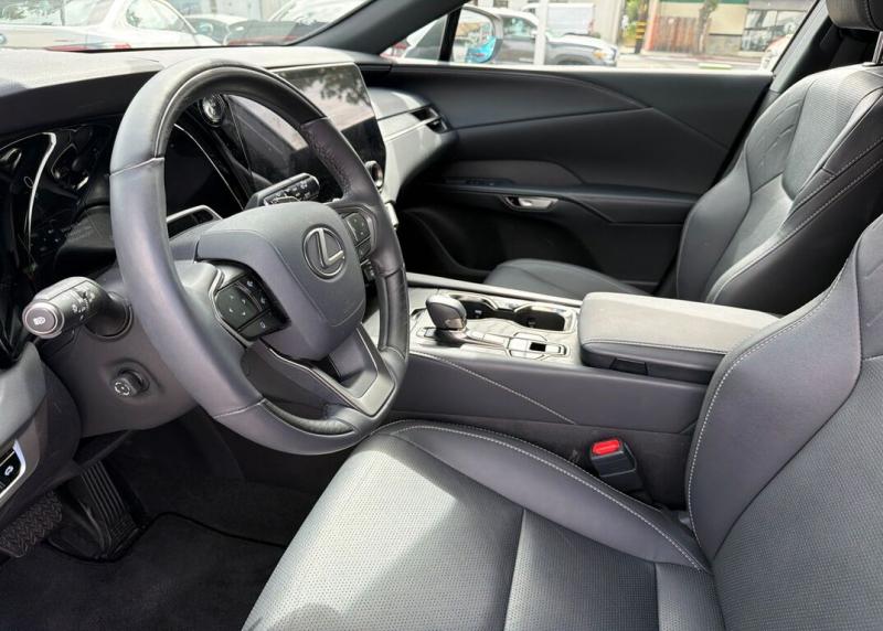 2025 Lexus RX