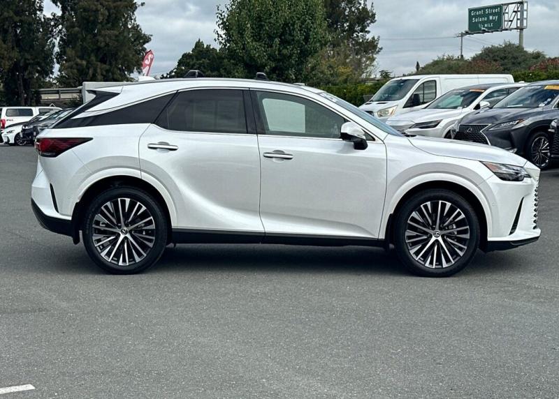 2025 Lexus RX