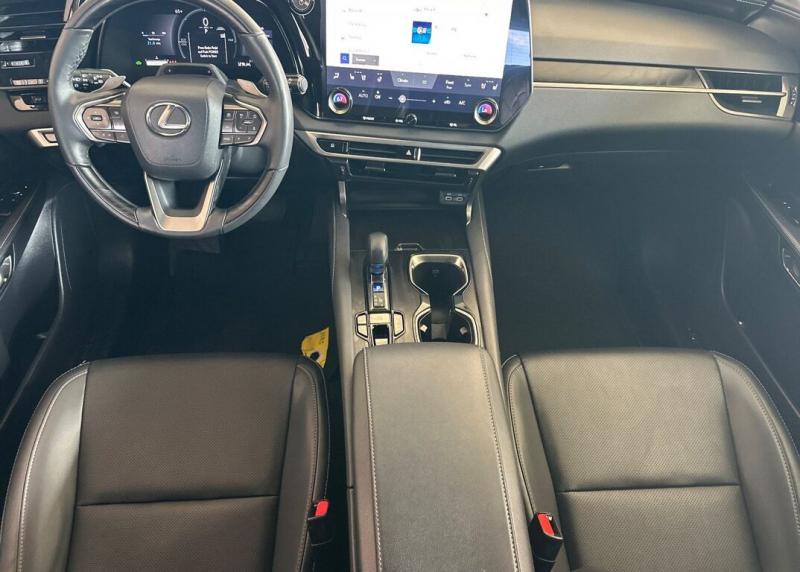 2025 Lexus RX