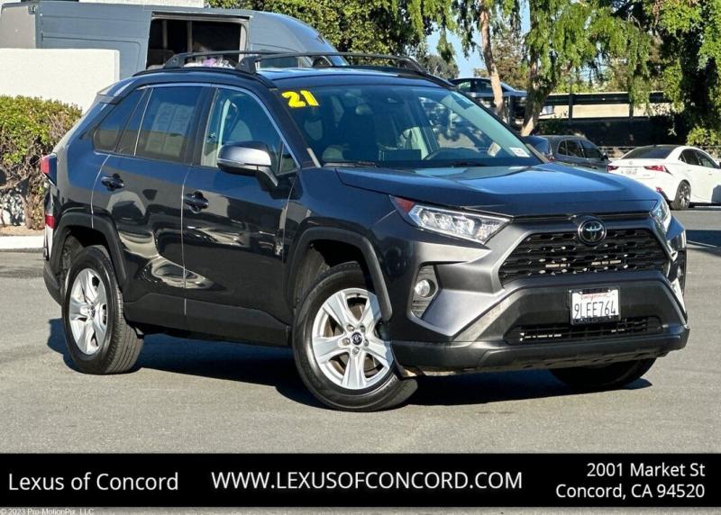 2021 Toyota RAV4 XLE