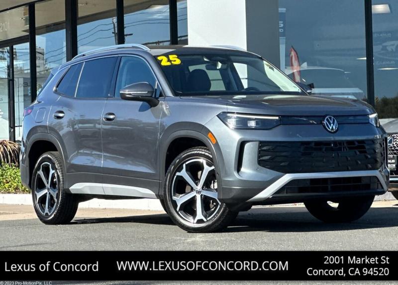 2025 Volkswagen Tiguan 2.0T SE