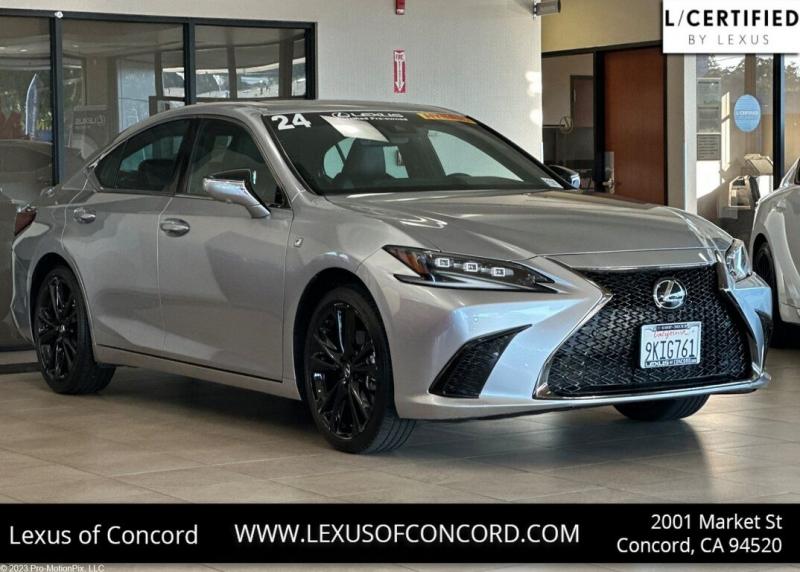 2024 Lexus ES 300h F SPORT Handling