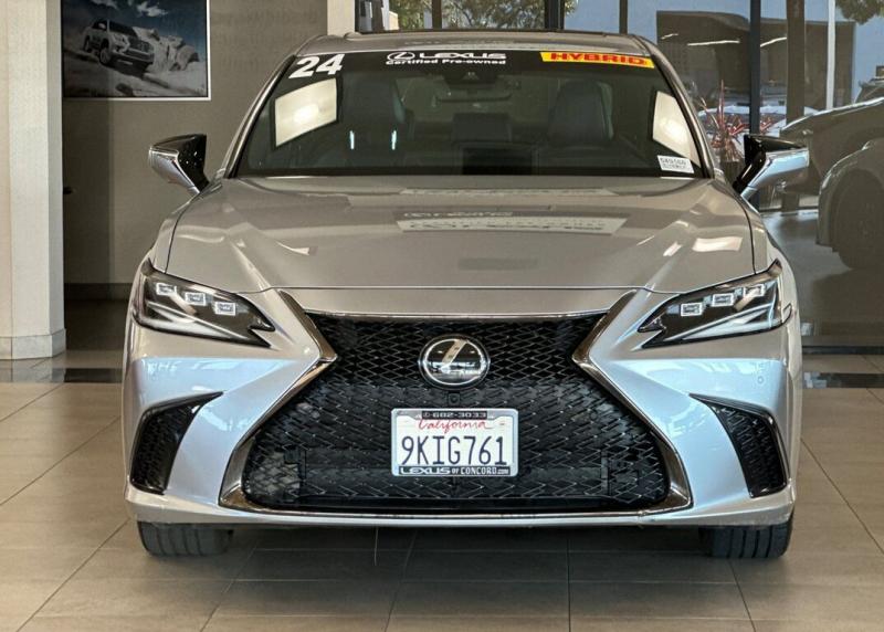 2024 Lexus ES