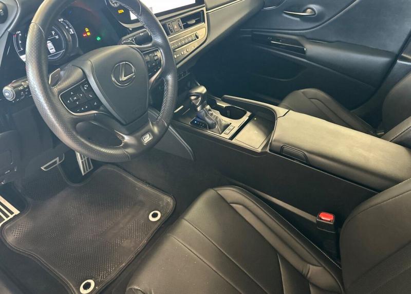 2024 Lexus ES