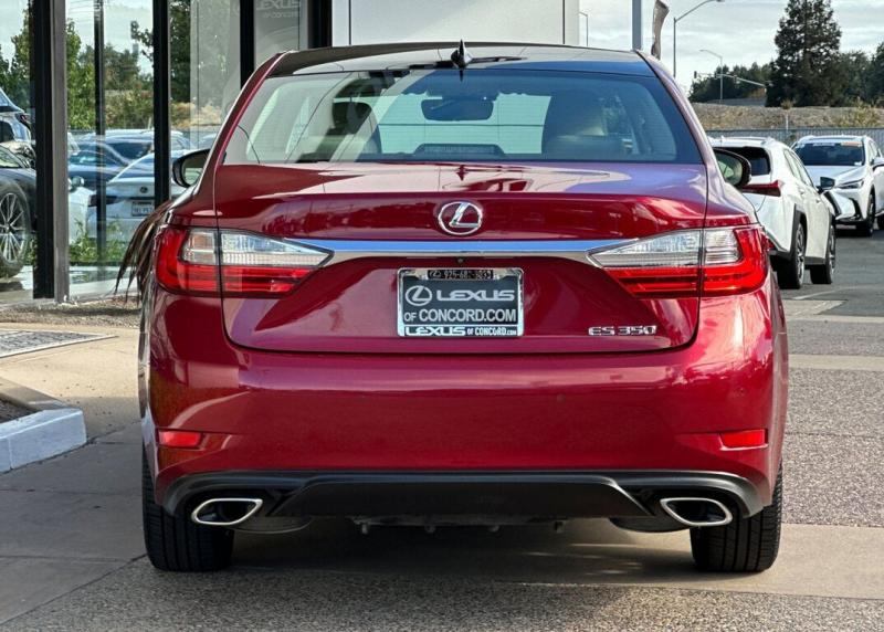 2017 Lexus ES