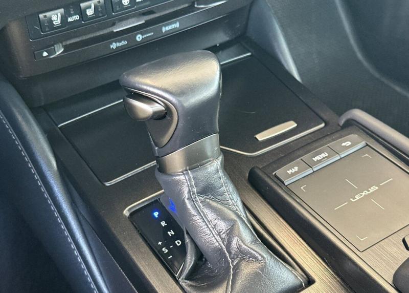 2020 Lexus ES
