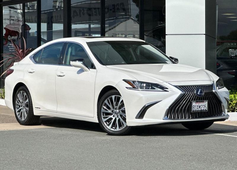 2020 Lexus ES