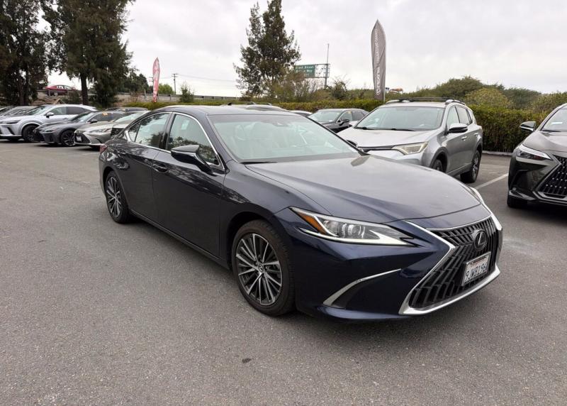 2024 Lexus ES