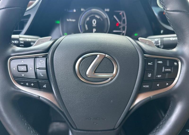 2025 Lexus ES
