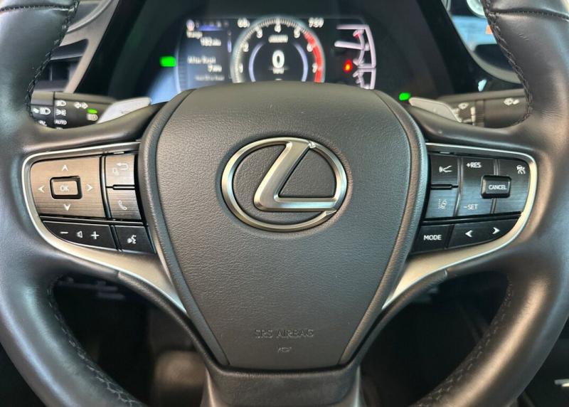 2025 Lexus ES