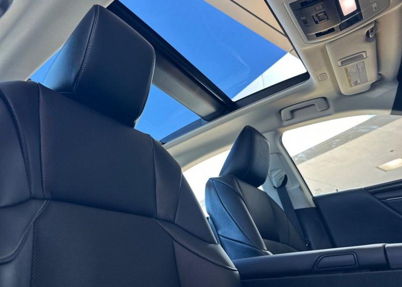 2024 Lexus ES