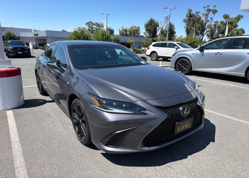 2024 Lexus ES