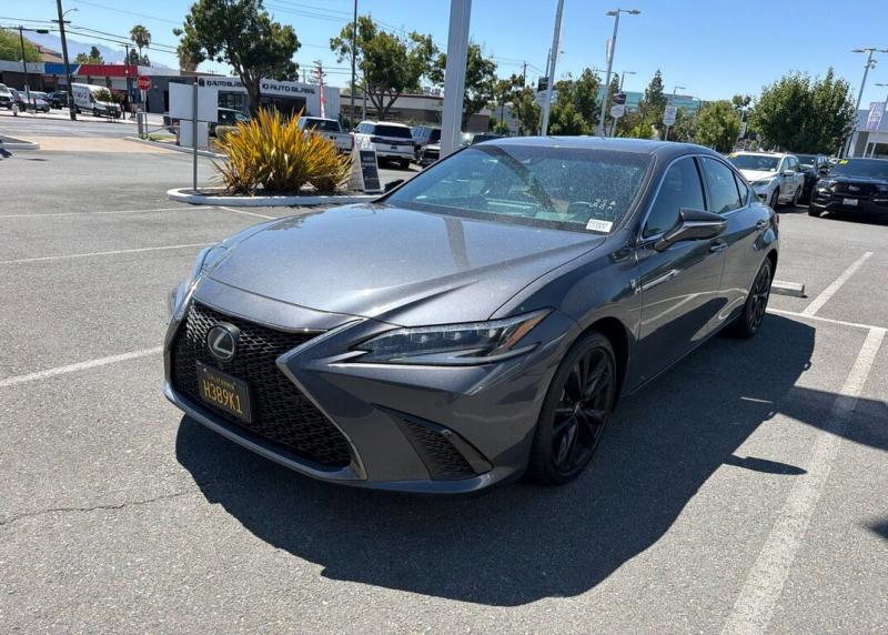 2024 Lexus ES