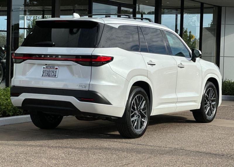 2025 Lexus TX