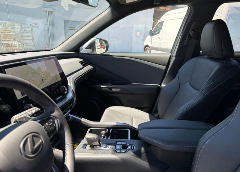 2025 Lexus TX