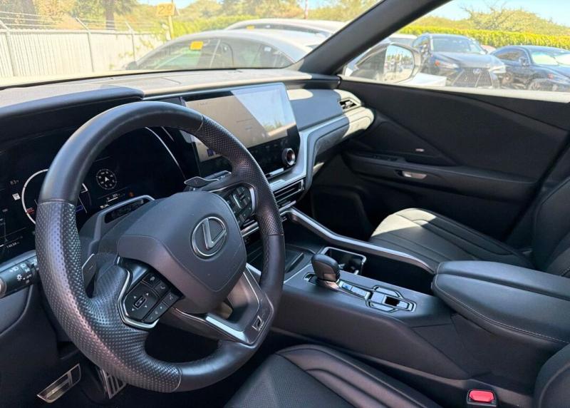 2025 Lexus TX