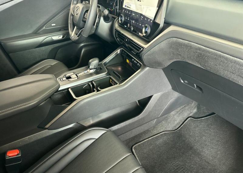 2025 Lexus TX