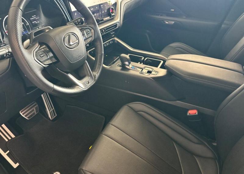 2025 Lexus TX
