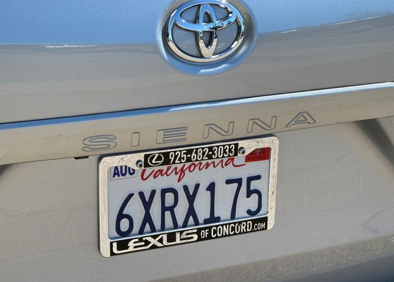 2012 Toyota Sienna