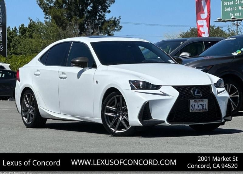 2018 Lexus IS 300