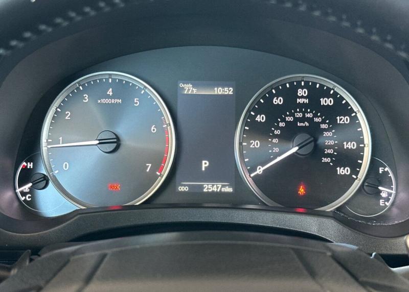 2025 Lexus IS