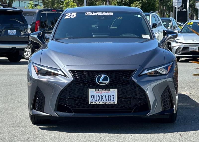 2025 Lexus IS