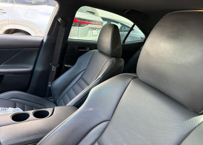 2016 Lexus IS