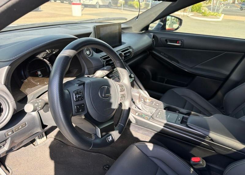2024 Lexus IS