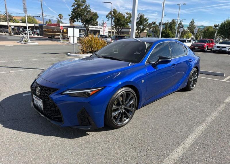 2024 Lexus IS