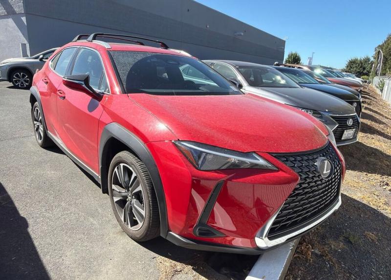 2025 Lexus UX 300h