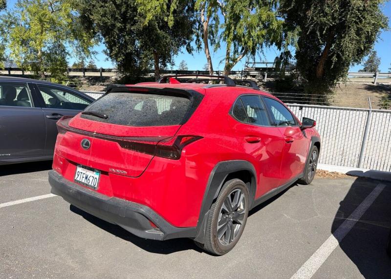 2025 Lexus UX