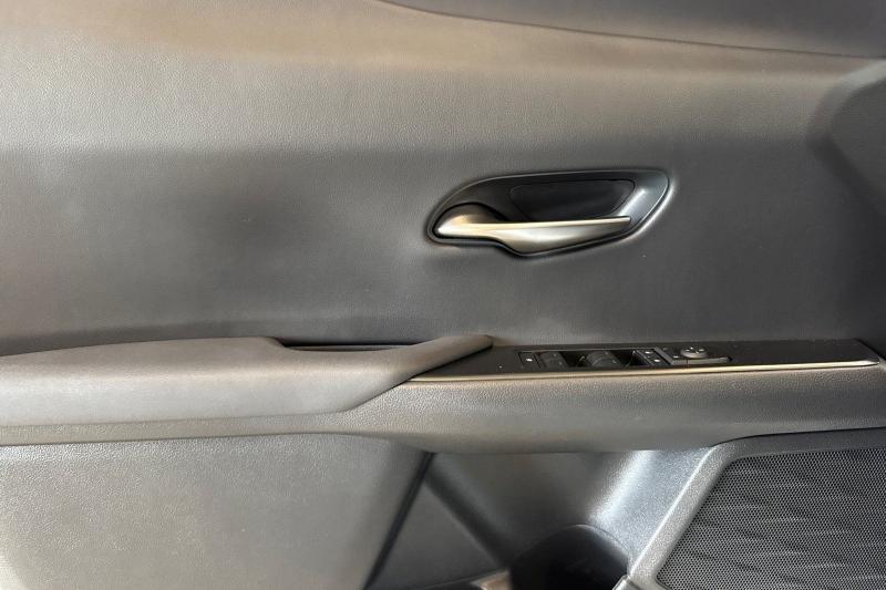 2025 Lexus UX