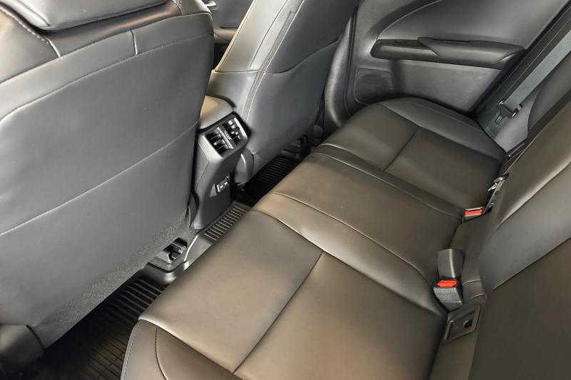 2025 Lexus UX
