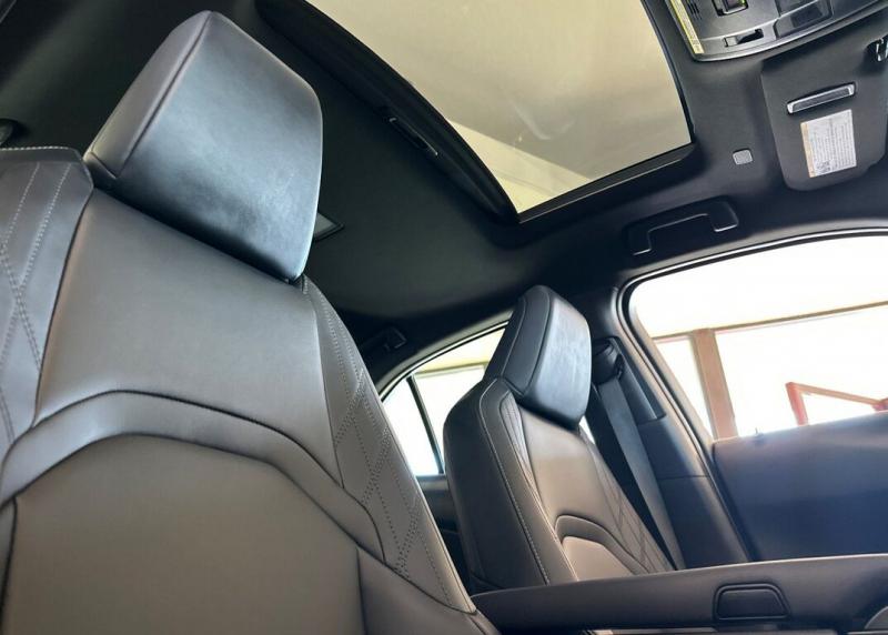 2025 Lexus UX