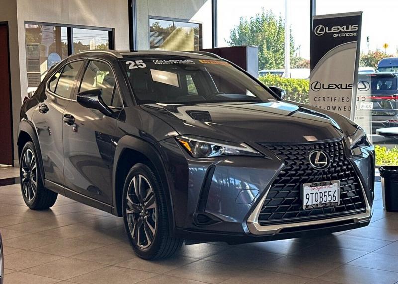 2025 Lexus UX