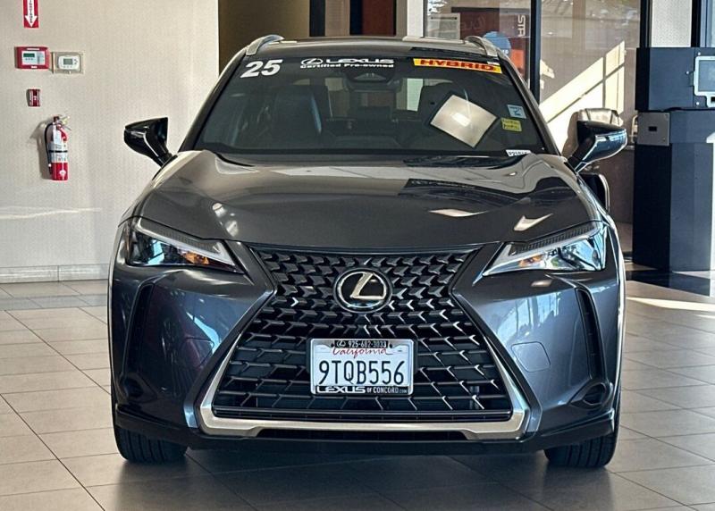2025 Lexus UX