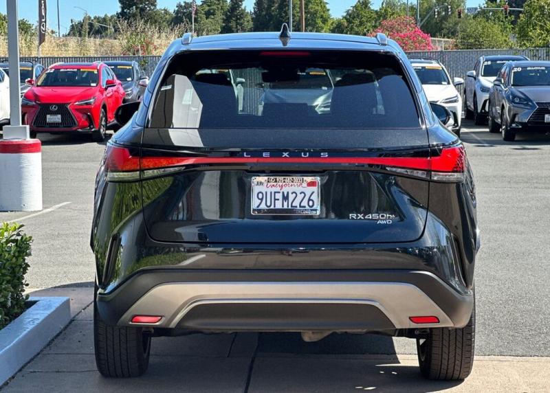 2025 Lexus RX