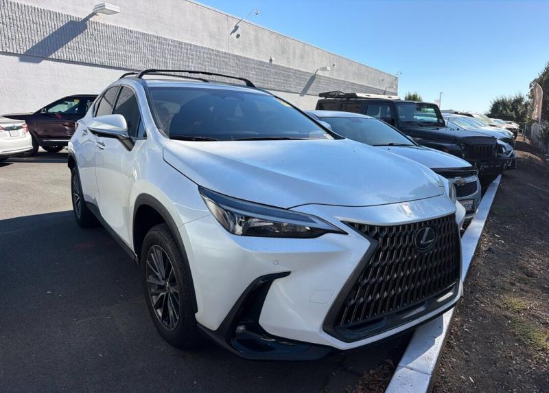 2025 Lexus NX 350h Premium