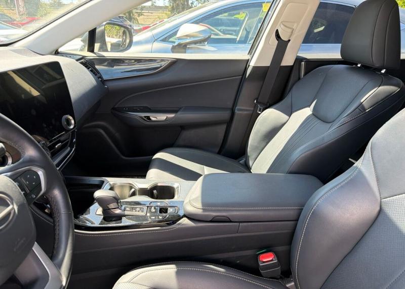 2025 Lexus NX