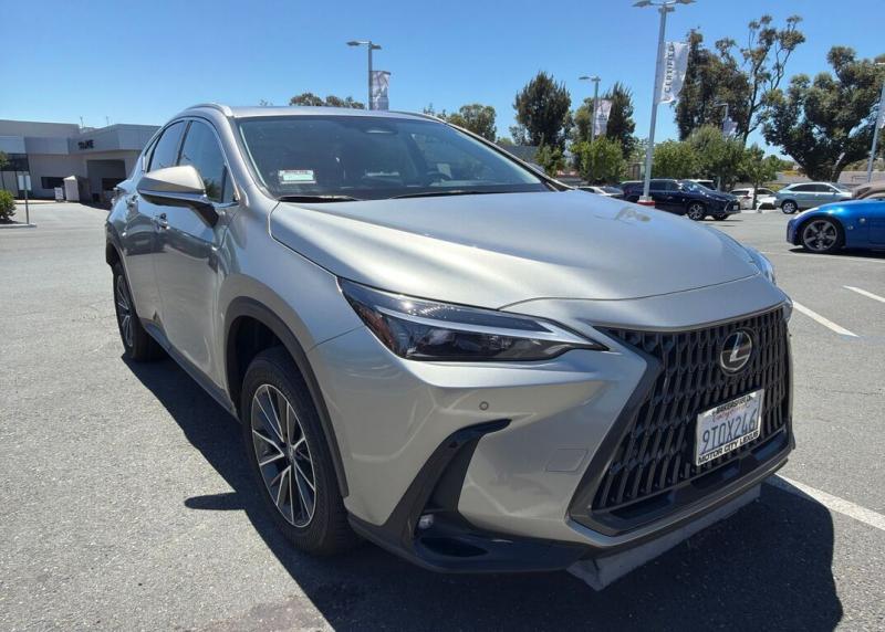 2025 Lexus NX 350h Premium