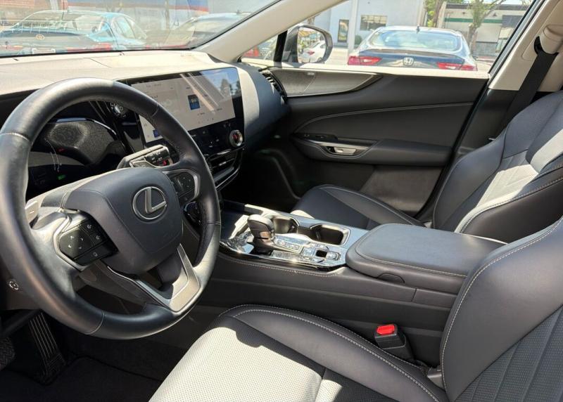 2025 Lexus NX