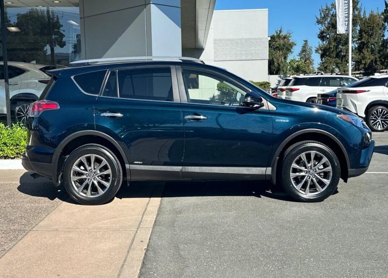 2017 Toyota RAV4 Hybrid