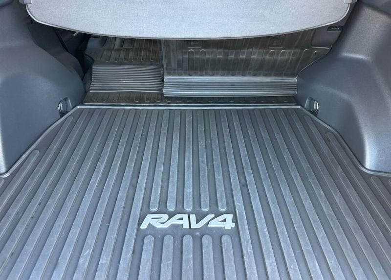 2025 Toyota RAV4 Hybrid