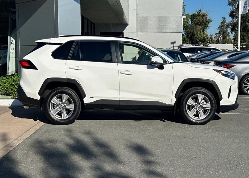 2025 Toyota RAV4 Hybrid