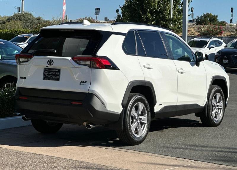 2025 Toyota RAV4 Hybrid