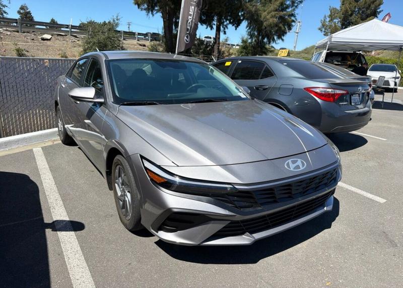 2024 Hyundai Elantra Hybrid Blue